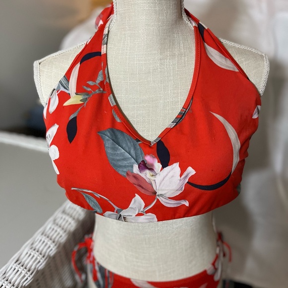 New!XL 2-Pieces Athleta Polynesian Flower Halter bikini/ bottoms XL DD-DDD - Picture 12 of 14